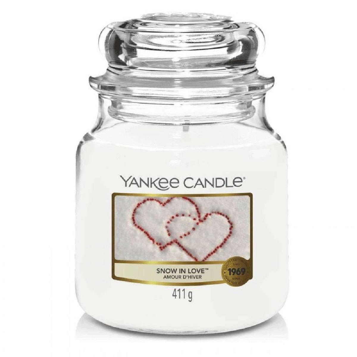 Yankee Candle Snow in Love Αρωματικό Κερί 411g